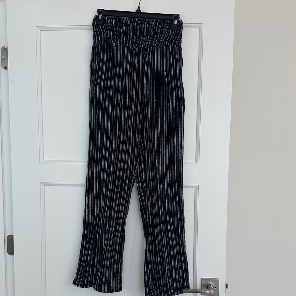 Billabong Black and White New Waves 2 Pants